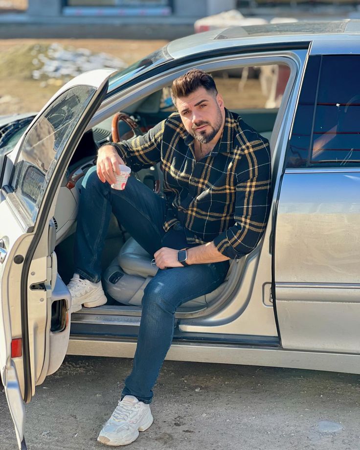 files/Sizce_arabanin_markasi_ne__istanbul_cars_fyp.jpg